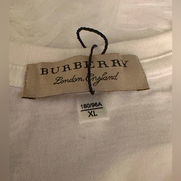 ❤️‍🔥Beautiful T-shirt adorable style. - Picture 2 of 9